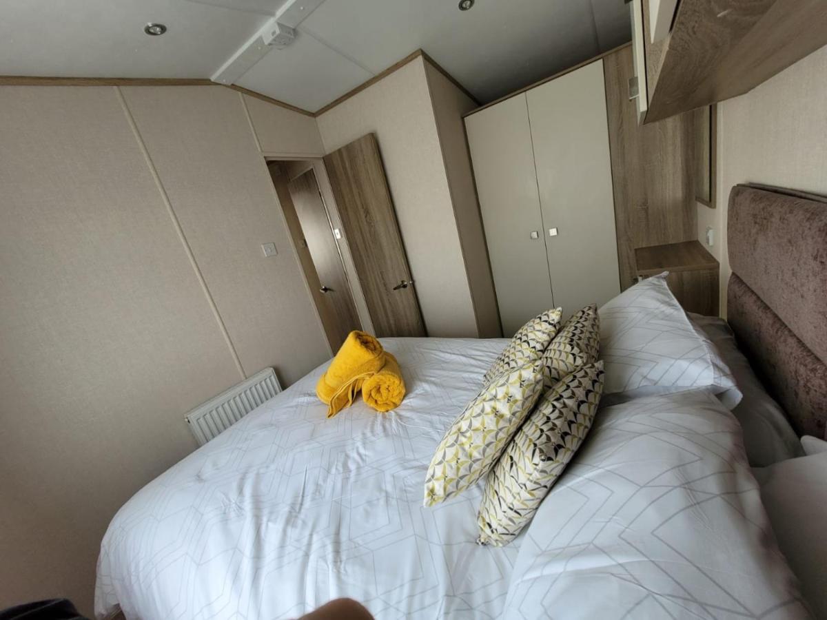 הוילה סירנססטר Caravan In The Cotswolds מראה חיצוני תמונה