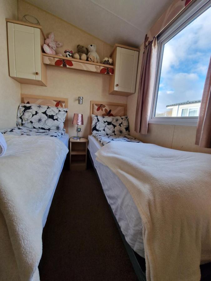 הוילה סירנססטר Caravan In The Cotswolds מראה חיצוני תמונה