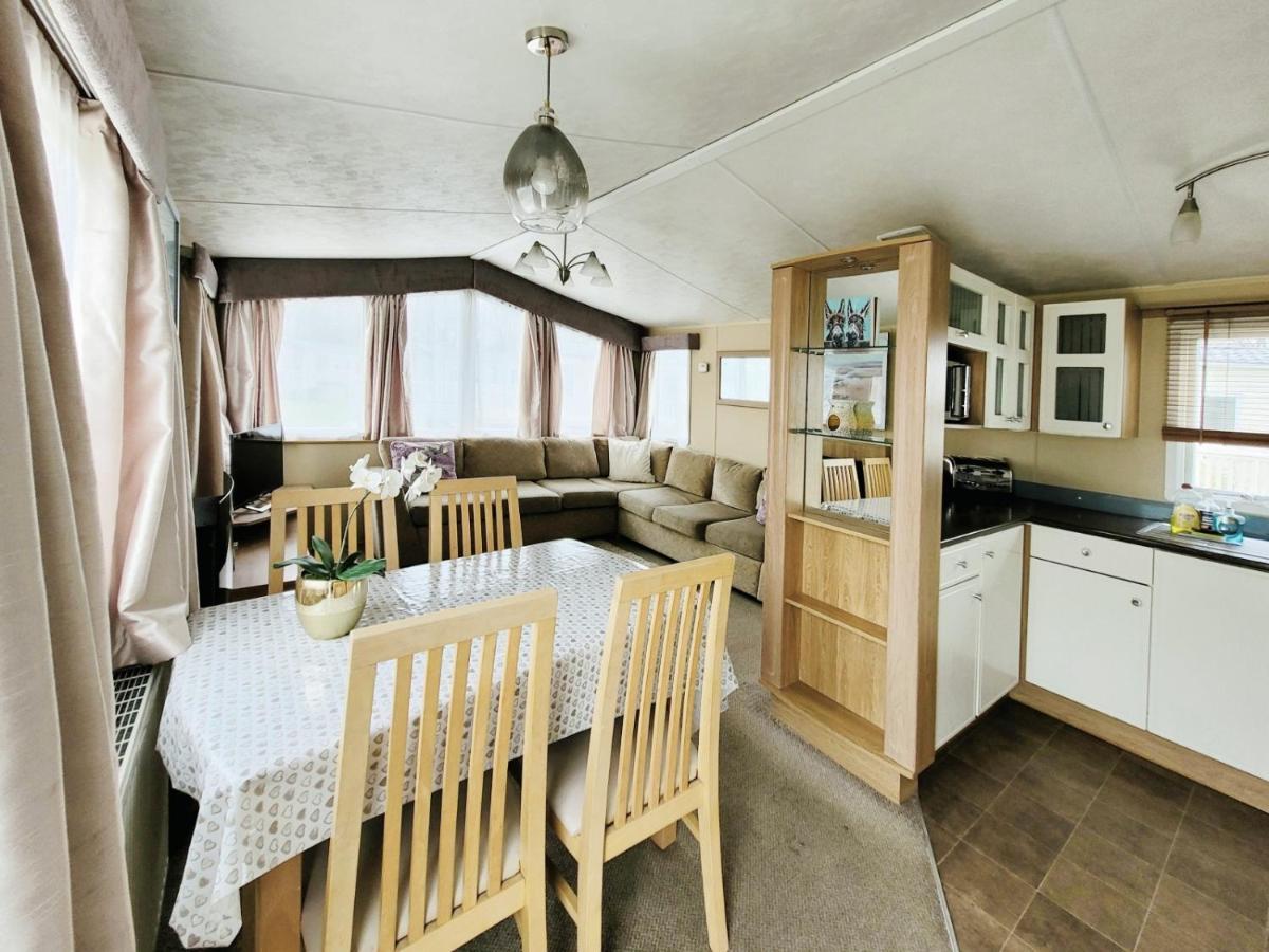 הוילה סירנססטר Caravan In The Cotswolds מראה חיצוני תמונה