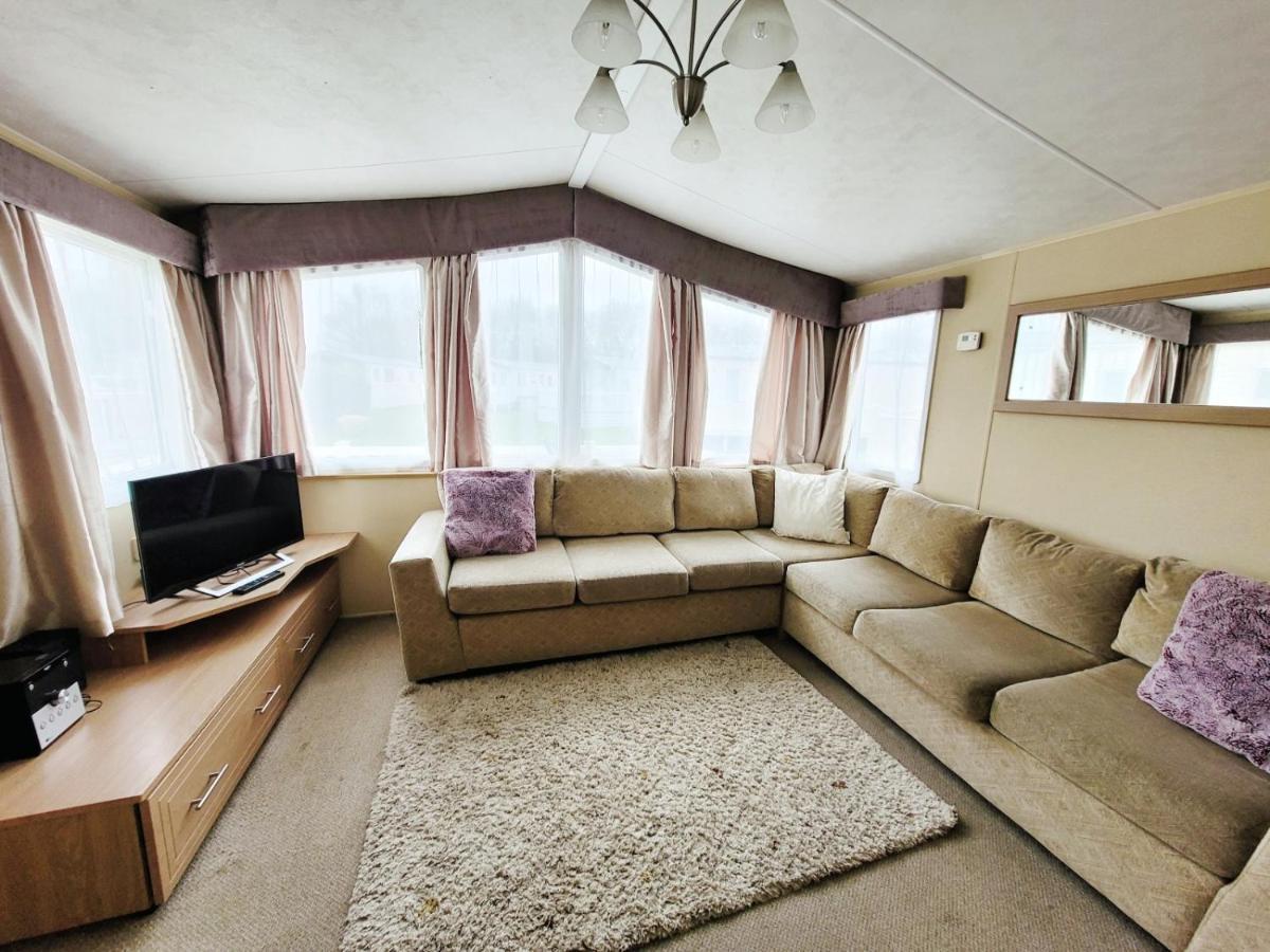 הוילה סירנססטר Caravan In The Cotswolds מראה חיצוני תמונה