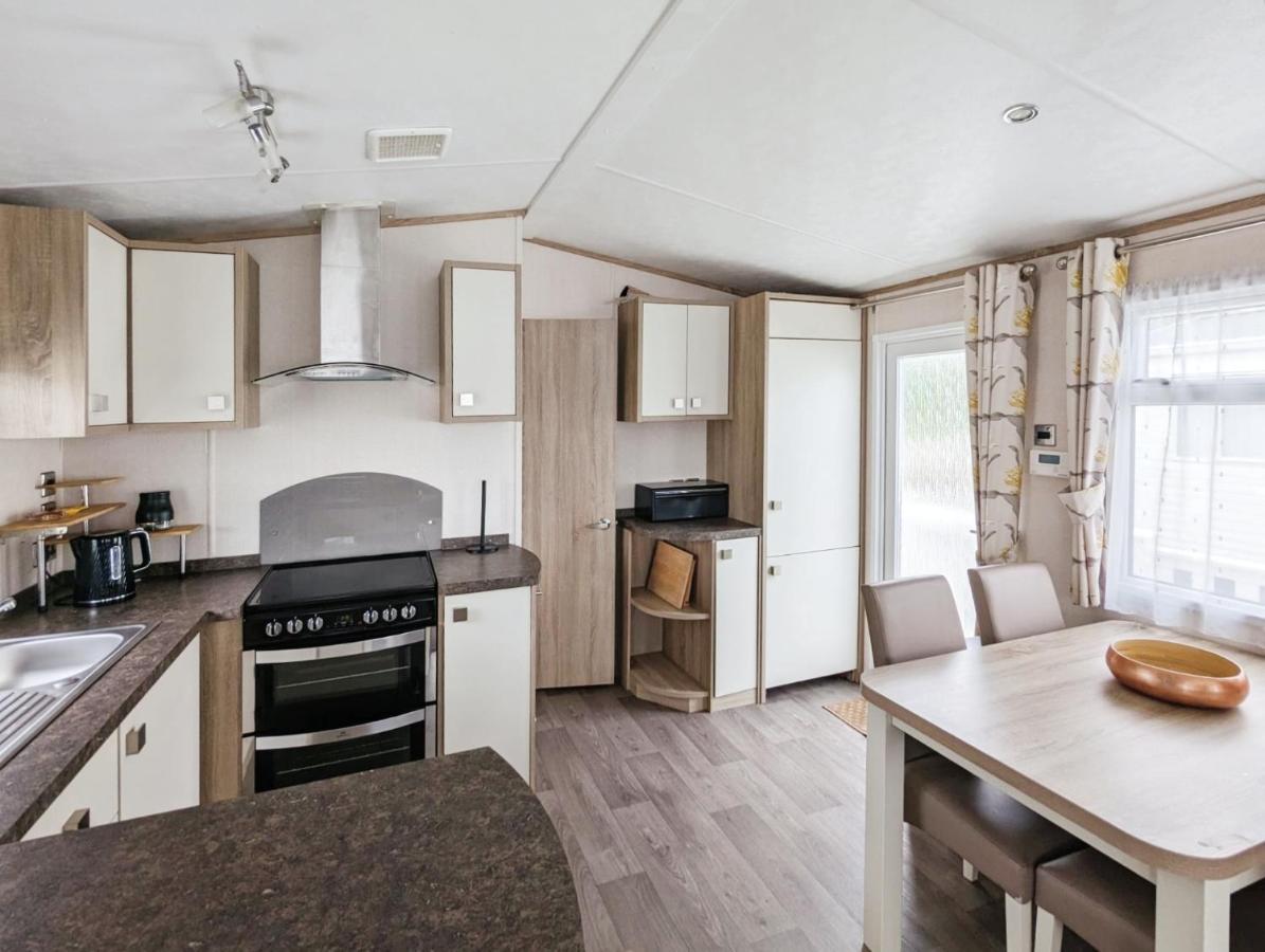 הוילה סירנססטר Caravan In The Cotswolds מראה חיצוני תמונה