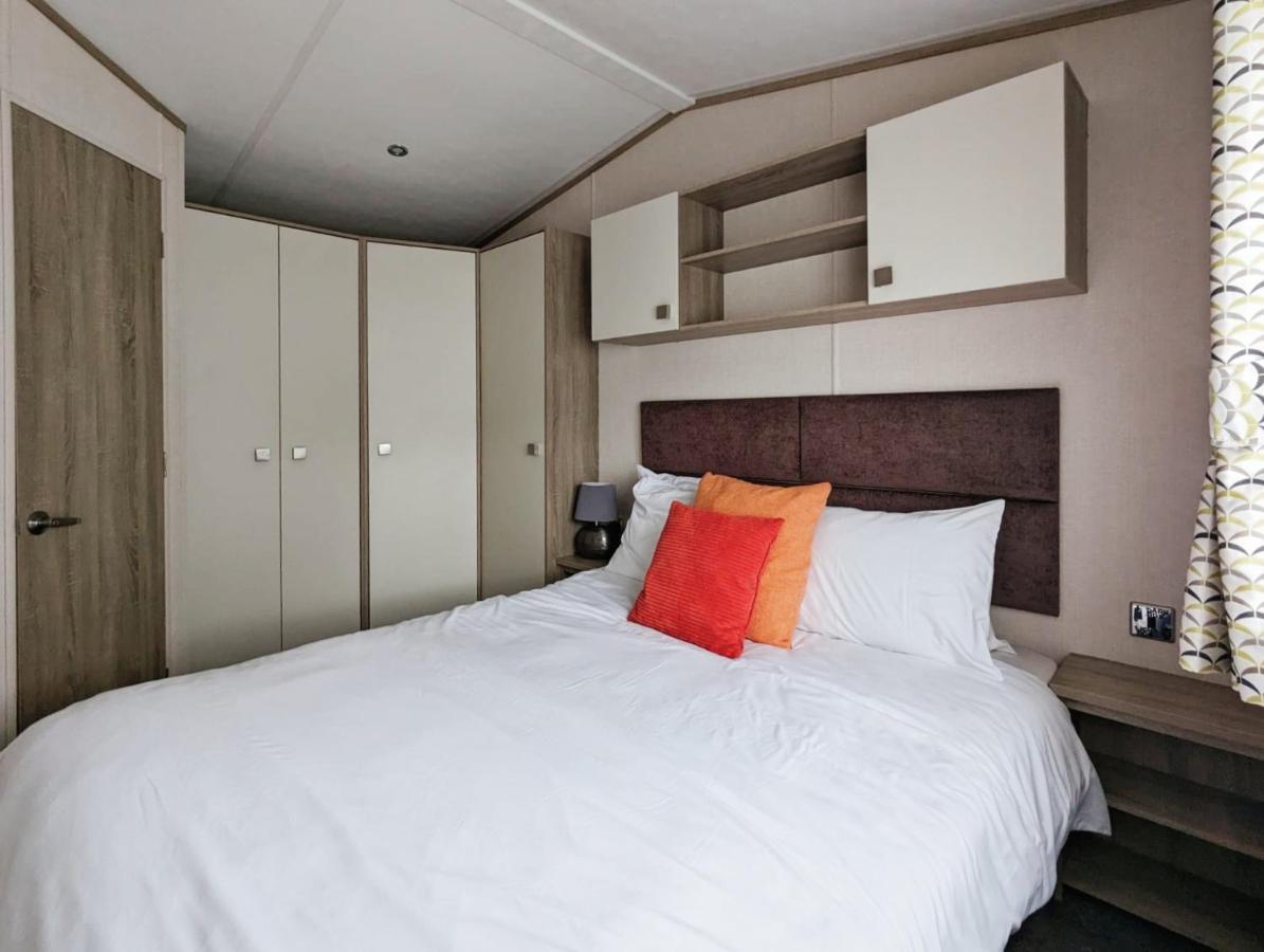 הוילה סירנססטר Caravan In The Cotswolds מראה חיצוני תמונה