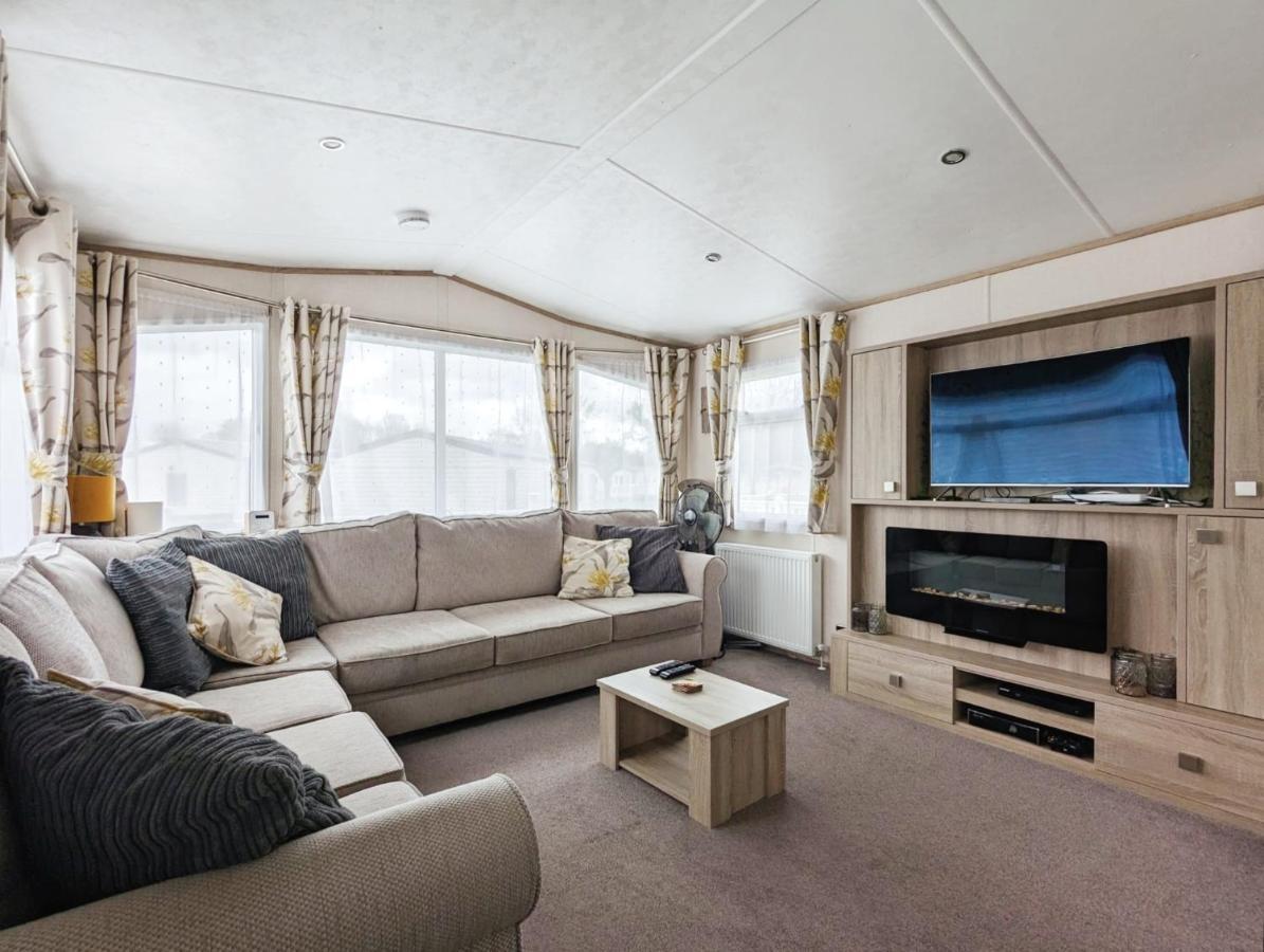הוילה סירנססטר Caravan In The Cotswolds מראה חיצוני תמונה